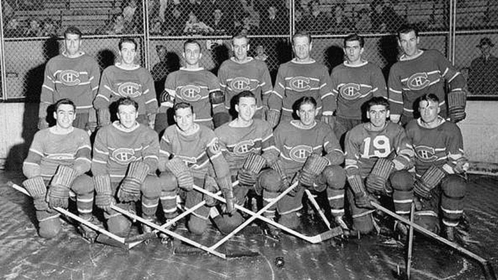 Old School Hockey Players That Didn't wear Helmets